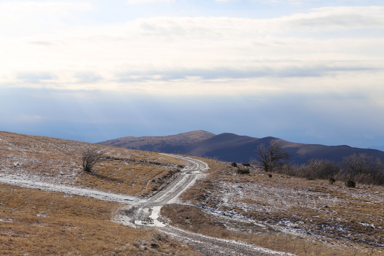 Open hills & valleys — Slavnik / Slovenia
