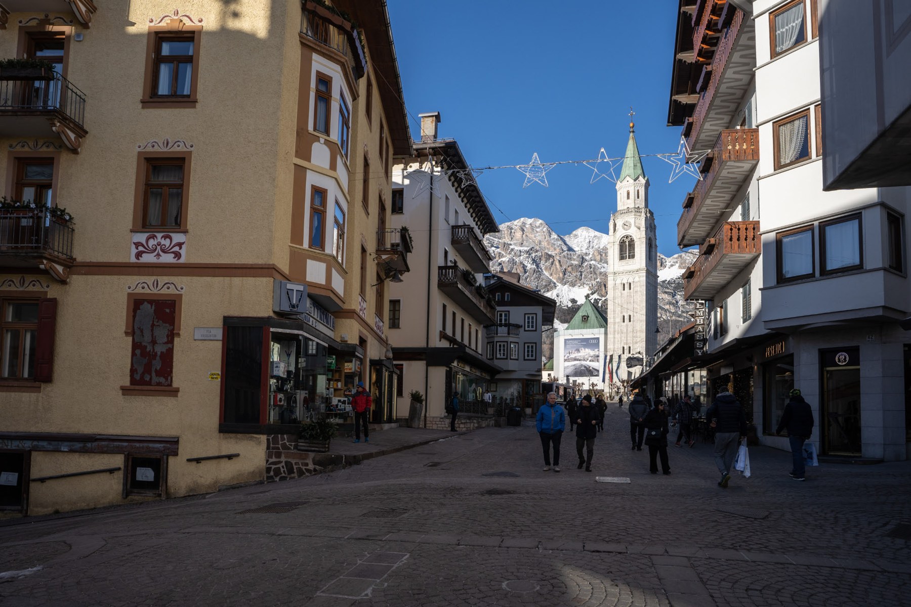 Winter cities — Cortina d’Ampezzo / Italy